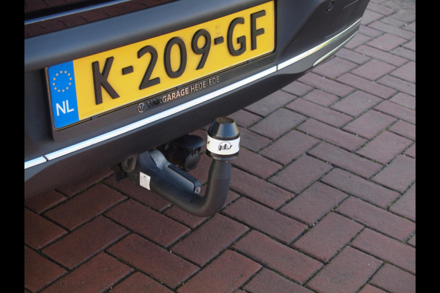 Mercedes-Benz EQC 400 4MATIC Business Solution Luxury 80 kWh | Head-Up Display | Burmester Audio | 360 Camera | Schuifdak | Trekhaak |