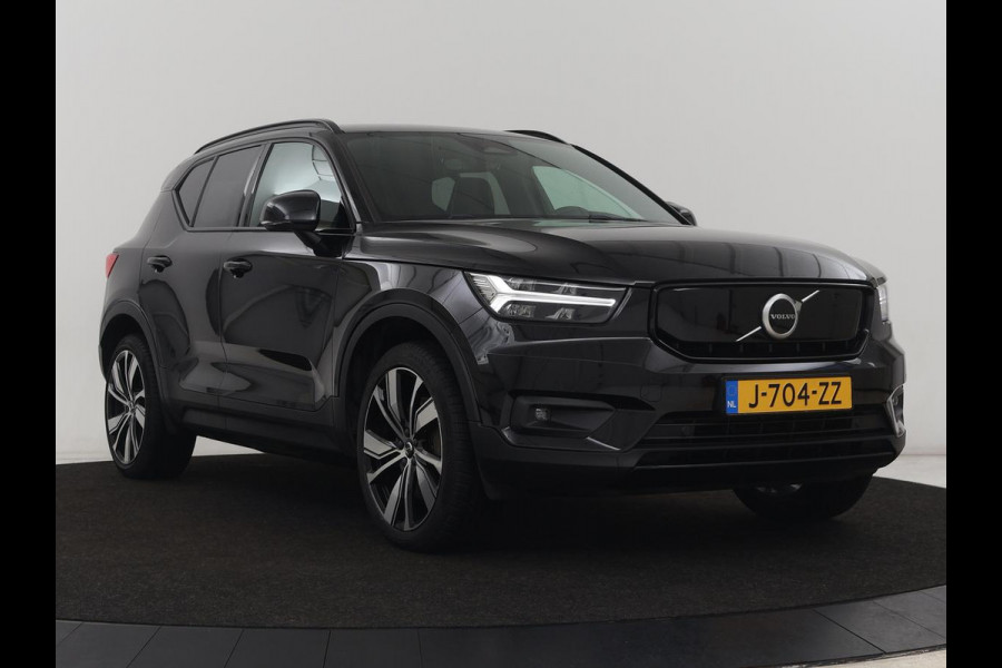 Volvo XC40 Recharge P8 AWD R Design | Stoel & stuurverwarming | Camera | Leder/Alcantara | Adaptive cruise | Keyless | Full LED | Navigatie | Harman/Kardon