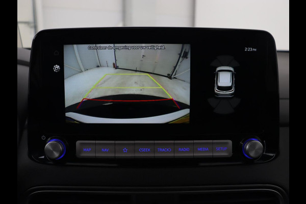 Hyundai Kona EV Limited 64 kWh | Schuifdak | Leder | Trekhaak | Stoelventilatie | Head-Up | Carplay | Warmtepomp | Achterbankverwarming | Navigatie | Camera | Full LED | Keyless