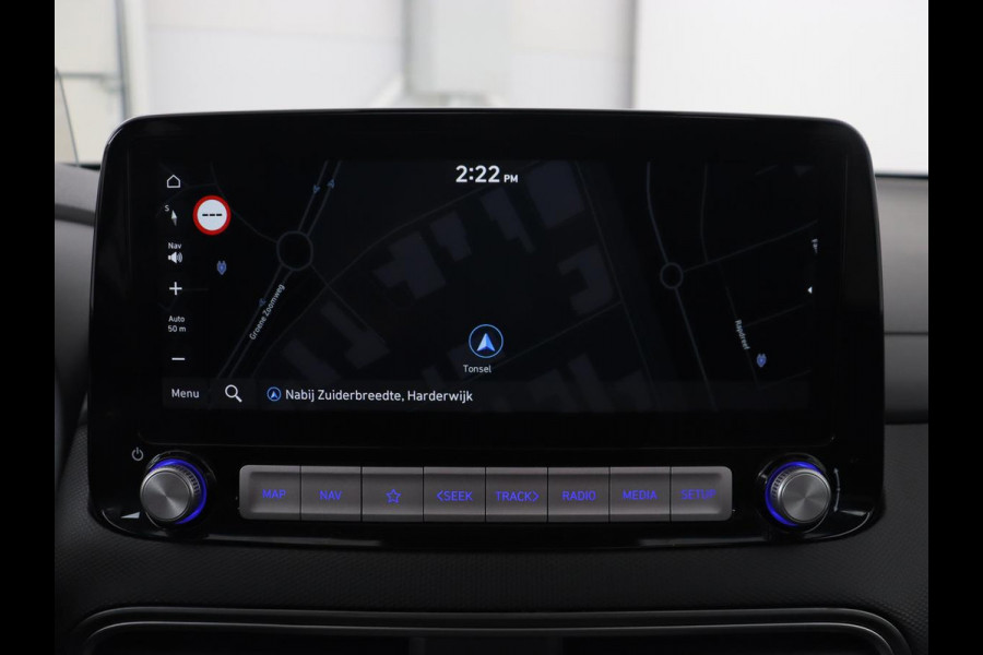 Hyundai Kona EV Limited 64 kWh | Schuifdak | Leder | Trekhaak | Stoelventilatie | Head-Up | Carplay | Warmtepomp | Achterbankverwarming | Navigatie | Camera | Full LED | Keyless