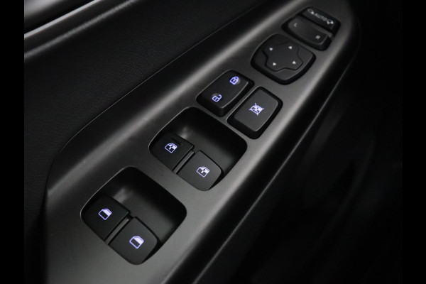 Hyundai Kona EV Limited 64 kWh | Schuifdak | Leder | Trekhaak | Stoelventilatie | Head-Up | Carplay | Warmtepomp | Achterbankverwarming | Navigatie | Camera | Full LED | Keyless