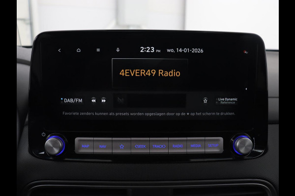 Hyundai Kona EV Limited 64 kWh | Schuifdak | Leder | Trekhaak | Stoelventilatie | Head-Up | Carplay | Warmtepomp | Achterbankverwarming | Navigatie | Camera | Full LED | Keyless