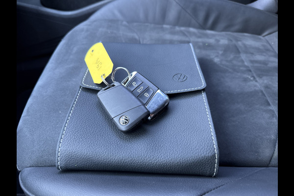 Volkswagen Arteon Shooting Brake eHYBRID 218PK DSG R-LINE BUSINESS+ TREKHAAK/360CAMERA/IQ-LIGHT