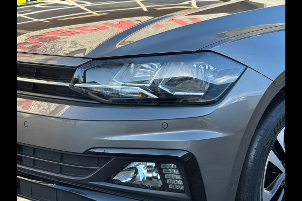 Volkswagen Polo 1.0 MPI R-Line Styling - Apple CarPlay / Navigatie I Airco I PDC I Sport velgen I 87.000 KM Dealer onderhouden