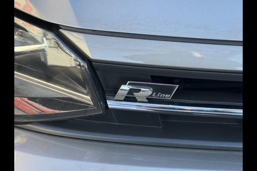 Volkswagen Polo 1.0 MPI R-Line Styling - Apple CarPlay / Navigatie I Airco I PDC I Sport velgen I 87.000 KM Dealer onderhouden