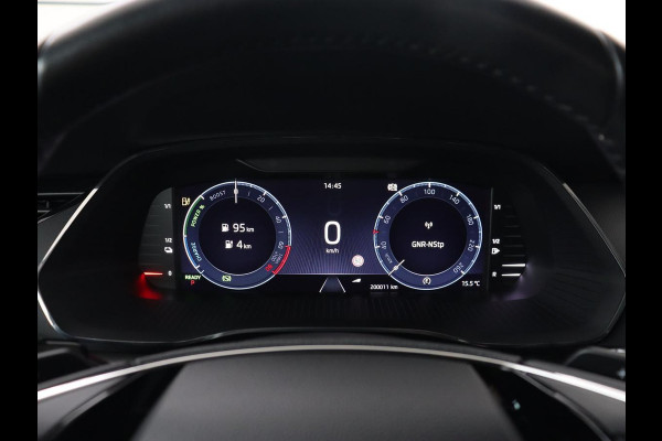 Škoda Octavia 1.4 TSI iV PHEV Business Edition | Stoelverwarming | Adaptive cruise | Carplay | Keyless | Navigatie | Parkeerhulp | Full LED | Digital Cockpit | Climate control | Bluetooth | Plug In