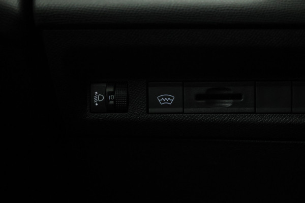 Peugeot 308 1.2 PureTech Allure Pack Half leder, Apple carplay, Climate, 360 Camera!