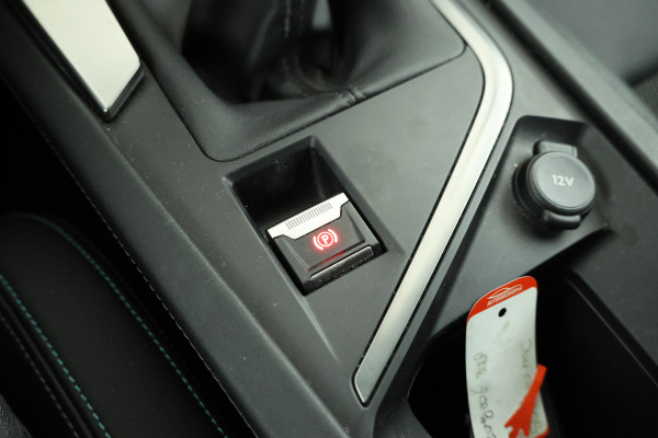 Peugeot 308 1.2 PureTech Allure Pack Half leder, Apple carplay, Climate, 360 Camera!