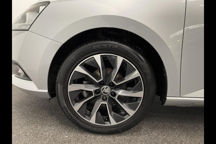 Škoda Fabia 1.0 TSI Business Edition Navigatie Apple Carplay/Android Auto Parkeersensoren achter Cruise Control Airco Lichtmetalen velgen