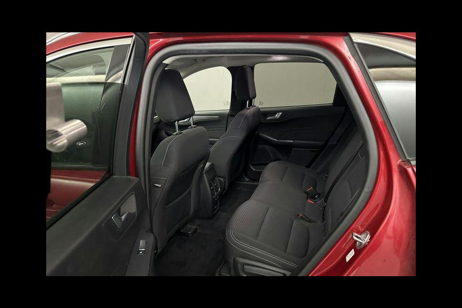 Ford Kuga 2.5 PHEV Titanium 225pk | Driver Assistance Pack | Winterpack | Wegklapbare Trekhaak | Panoramadak | All Weather Banden