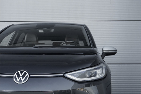 Volkswagen ID.3 First Plus 58 kWh Camera ACC Stuur&Stoelverw 19" 1e Eig BTW