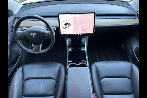 Tesla Model 3 Standard RWD Plus 60 kWh Trekhaak (1.000kg) Rijklaarprijs!