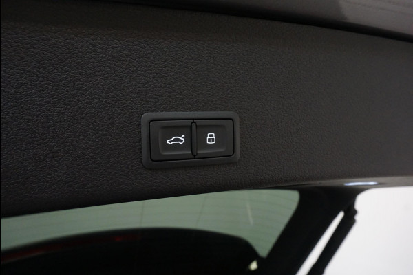 Audi e-tron 55 Quattro Advanced |  City Pack | Tour Pack | 360° Camera | Sportstoelen Memory | LED Matrix | Navigatie | Climate Control | Lichtmetalen Velgen | Camera