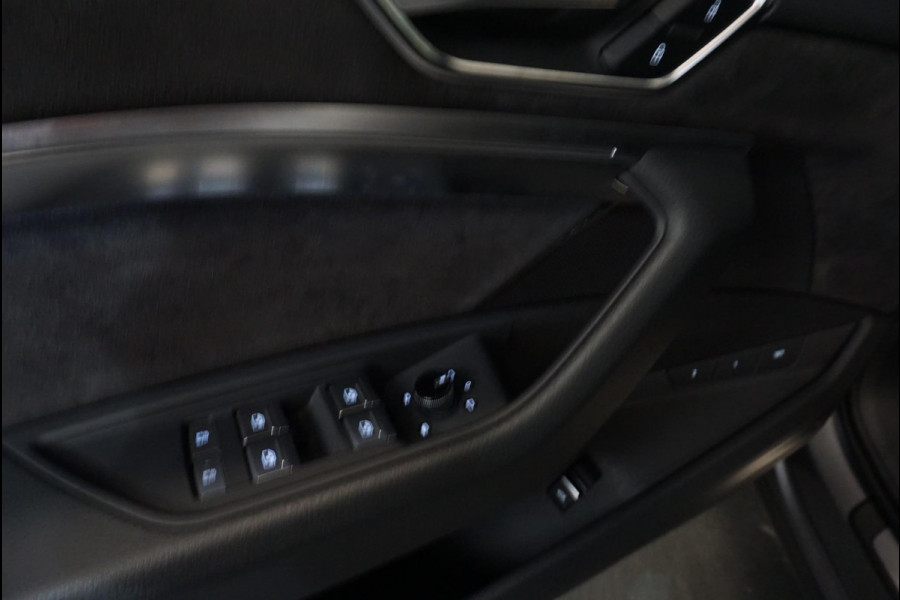 Audi e-tron 55 Quattro Advanced |  City Pack | Tour Pack | 360° Camera | Sportstoelen Memory | LED Matrix | Navigatie | Climate Control | Lichtmetalen Velgen | Camera