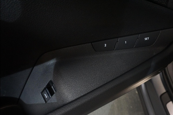 Audi e-tron 55 Quattro Advanced |  City Pack | Tour Pack | 360° Camera | Sportstoelen Memory | LED Matrix | Navigatie | Climate Control | Lichtmetalen Velgen | Camera