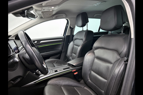 Renault Mégane Estate 1.6 E-Tech Plug-In Hybrid 160 R.S. Line | Perfect onderH | Head up | AchterCam | StoelverW | Parkass | Clima