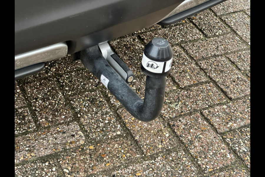 Nissan QASHQAI 1.3 DIG-T N-Connecta AutomaatCruise Climate Stoel- en voorruitverwarming 360-camera Apple / Android Pano