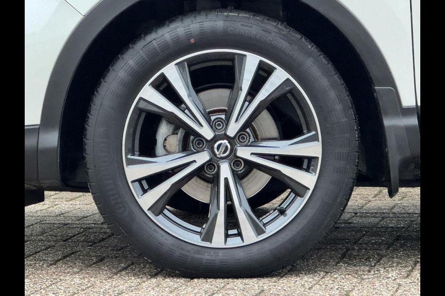 Nissan QASHQAI 1.3 DIG-T N-Connecta AutomaatCruise Climate Stoel- en voorruitverwarming 360-camera Apple / Android Pano