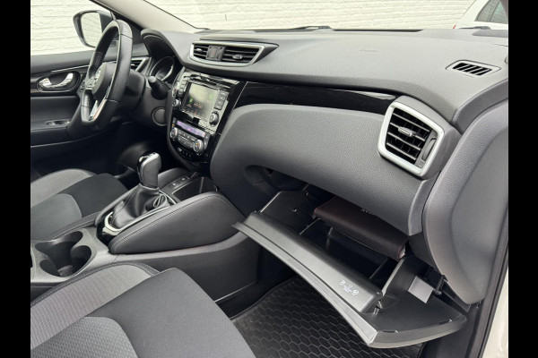 Nissan QASHQAI 1.3 DIG-T N-Connecta AutomaatCruise Climate Stoel- en voorruitverwarming 360-camera Apple / Android Pano