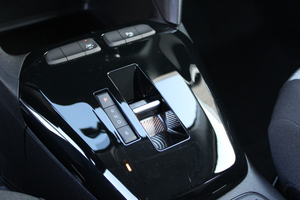 Opel Corsa Electric Edition 50 kWh DEMO | Winterpack | Comfortpakket | Led