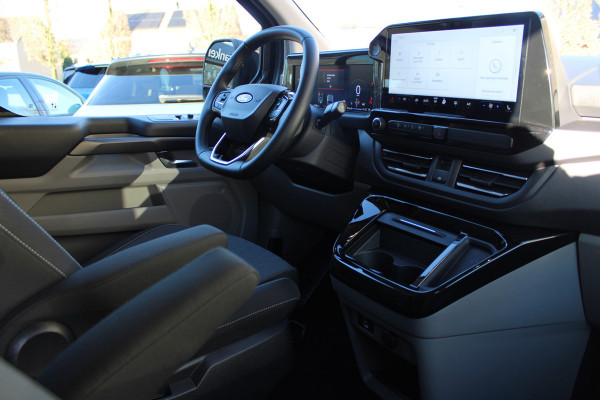 Ford Tourneo Custom PHEV L1H1 Titanium | Trekhaak | Navigatie | Led | 8P
