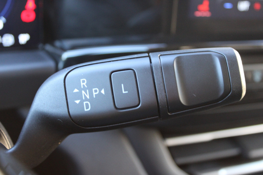 Ford Tourneo Custom PHEV L1H1 Titanium | Trekhaak | Navigatie | Led | 8P