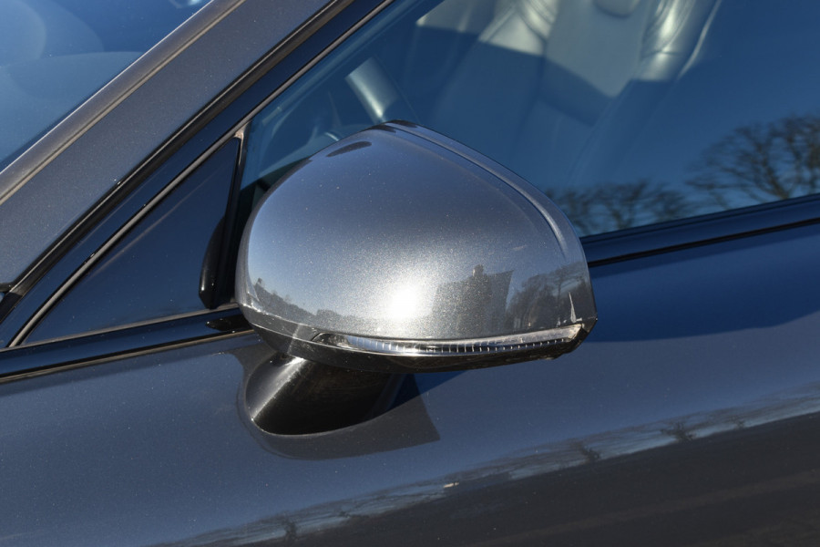 Volvo V60 Cross Country T5 AWD 250PK Automaat Pro | ACC | BLIS | H&K | Leder | Stuurverwarming | Leder |