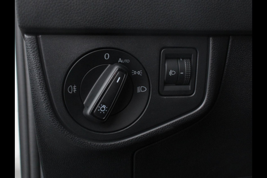 Volkswagen Polo 1.0 TSI DSG Life | Navigatie | Apple Carplay/Android Auto | Airco | Digitale Cockpit | Stoelverwarming | DAB | Led | Parkeer sensoren