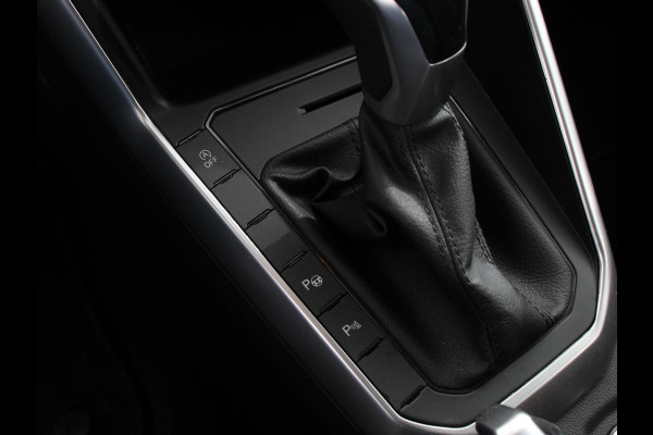 Volkswagen Polo 1.0 TSI DSG Life | Navigatie | Apple Carplay/Android Auto | Airco | Digitale Cockpit | Stoelverwarming | DAB | Led | Parkeer sensoren
