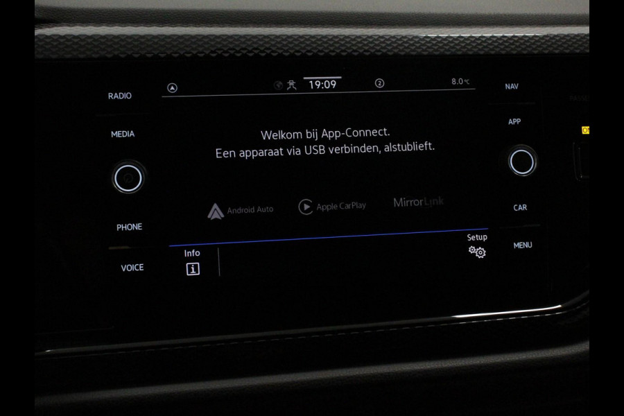 Volkswagen Polo 1.0 TSI DSG Life | Navigatie | Apple Carplay/Android Auto | Airco | Digitale Cockpit | Stoelverwarming | DAB | Led | Parkeer sensoren