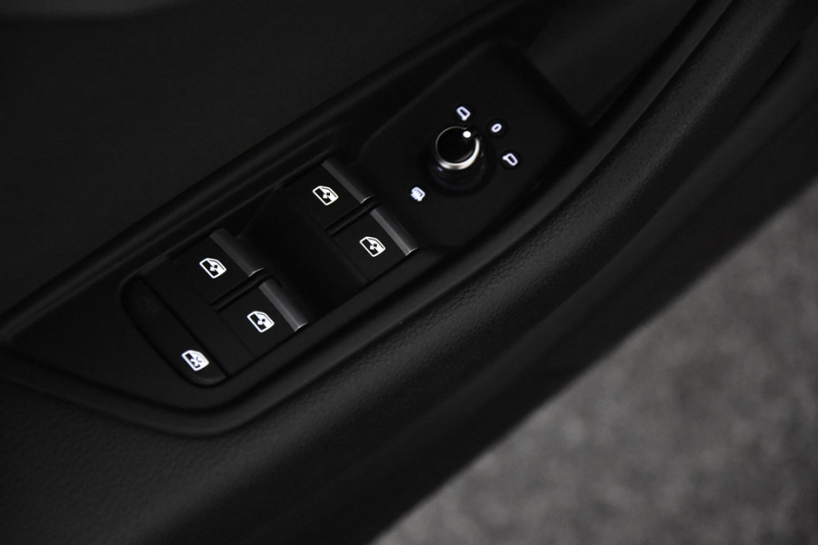 Audi A4 35 TDI Limousine *1ste Eigenaar*Leer*Navigatie*Camera*