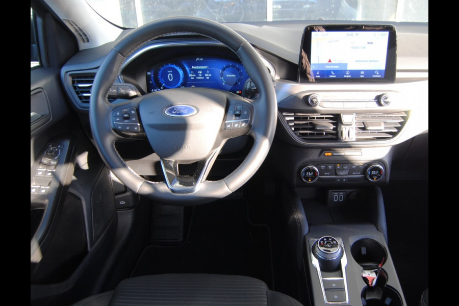 Ford FOCUS Wagon 1.0 EcoB. Tit. XBns || Trekhaak | Apple Carplay|| AUTOMAAT