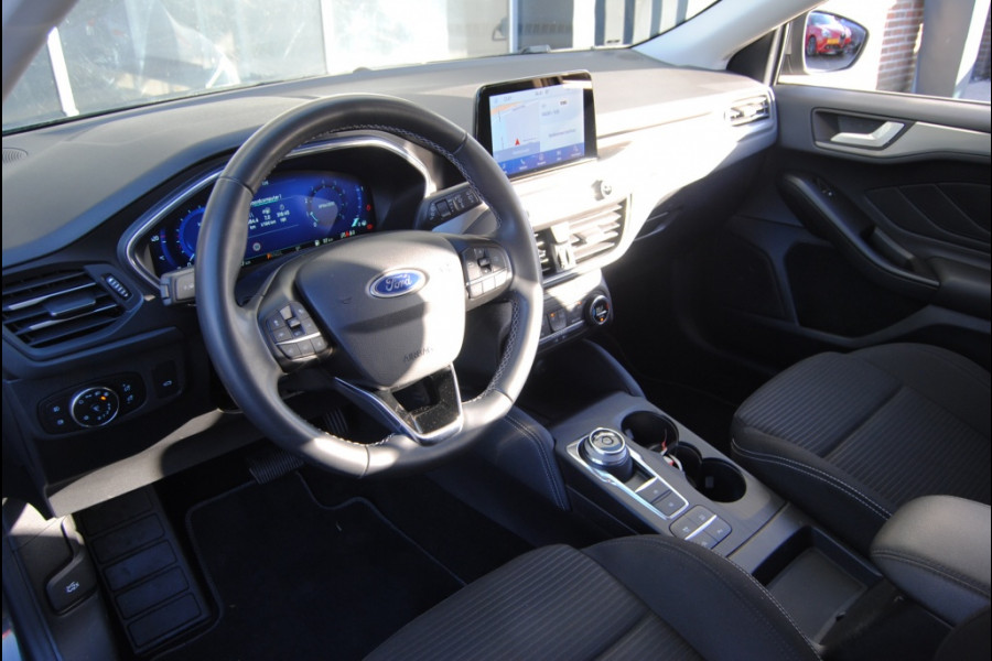 Ford FOCUS Wagon 1.0 EcoB. Tit. XBns || Trekhaak | Apple Carplay|| AUTOMAAT