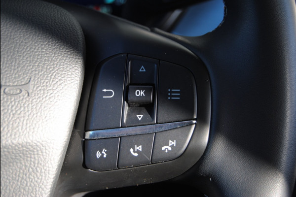 Ford FOCUS Wagon 1.0 EcoB. Tit. XBns || Trekhaak | Apple Carplay|| AUTOMAAT