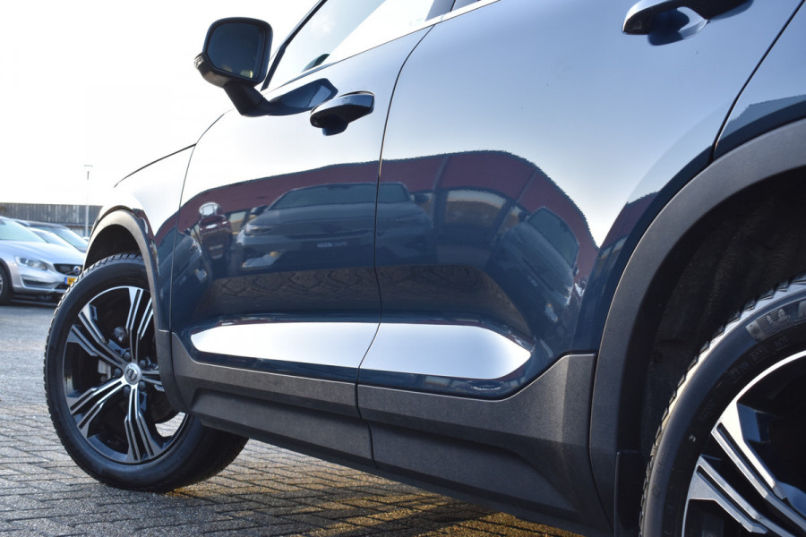 Volvo XC40 T3 163PK Automaat Inscription | Trekhaak | Leder | ACC | Blis | Camera | Stoelverwarming