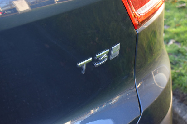 Volvo XC40 T3 163PK Automaat Inscription | Trekhaak | Leder | ACC | Blis | Camera | Stoelverwarming