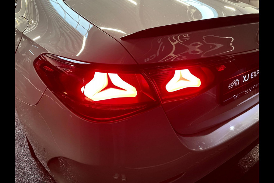 Mercedes-Benz E-Klasse 300 e Sport Edition AMG PANO 313 PK