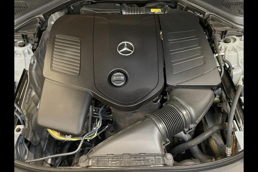 Mercedes-Benz E-Klasse 300 e Sport Edition AMG PANO 313 PK