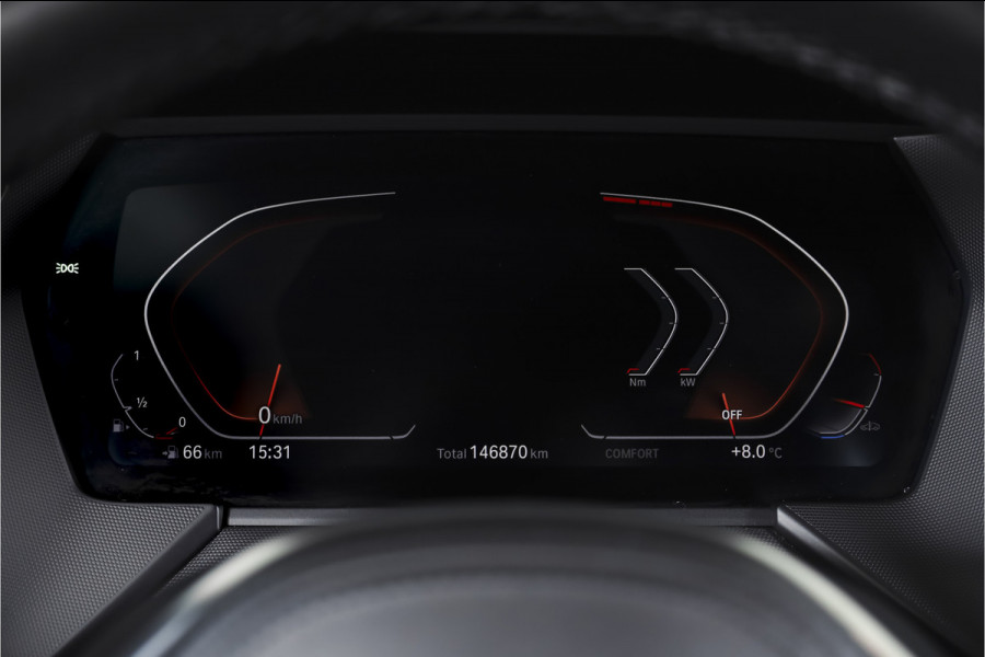 BMW 1-serie 118i 140 PK High Executive M Sport | Dig. Cockpit | Cruise | PDC | ECC | NAV + App. Connect | ECC | DAB | LM 18" |