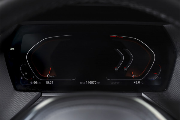 BMW 1-serie 118i 140 PK High Executive M Sport | Dig. Cockpit | Cruise | PDC | ECC | NAV + App. Connect | ECC | DAB | LM 18" |