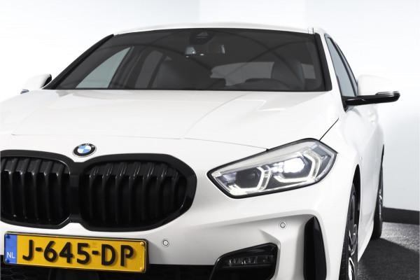 BMW 1-serie 118i 140 PK High Executive M Sport | Dig. Cockpit | Cruise | PDC | ECC | NAV + App. Connect | ECC | DAB | LM 18" |