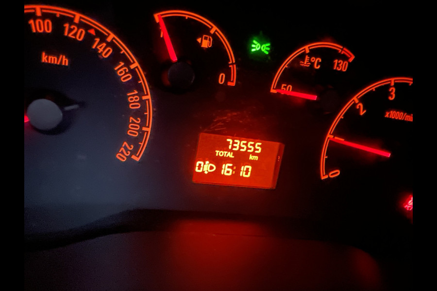 Opel Combo 1.3 CDTi L1H1 Edition Airco - Radio/ Cd speler - Elektrische ramen voor - Start/stop systeem - Tussenschot volledig - Zijschuifdeur rechts