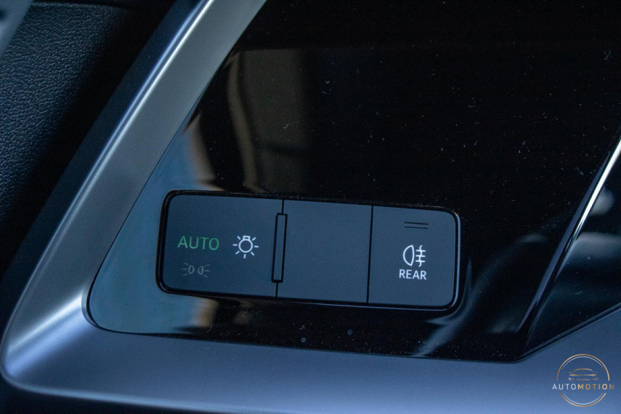 Audi A3 Sportback 40 TFSIe PANO CAMERA STOELVERWARMING