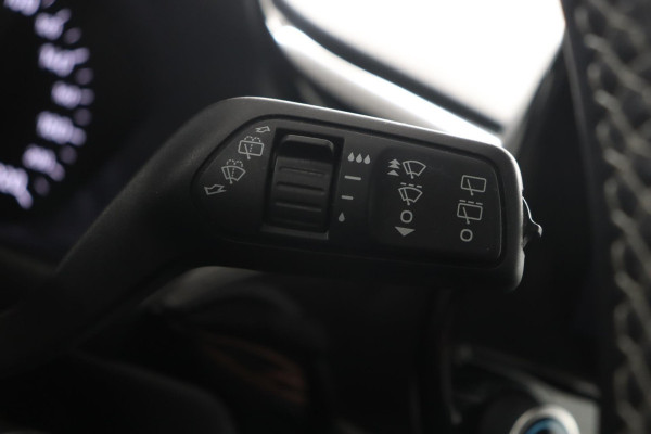 Ford Fiesta 1.0 EcoBoost Titanium|Cruise|Carplay|Parkeersensoren|17"