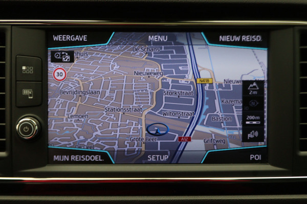 Seat Leon ST 1.5 TSI FR Ultimate Edition Panoramadak, Virtual Cockpit, Trekhaak, Keyless, Beats Audio, Camera, 18"