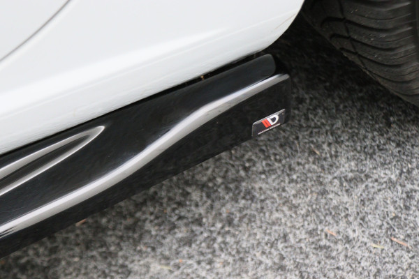 Seat Leon ST 1.5 TSI FR Ultimate Edition Panoramadak, Virtual Cockpit, Trekhaak, Keyless, Beats Audio, Camera, 18"