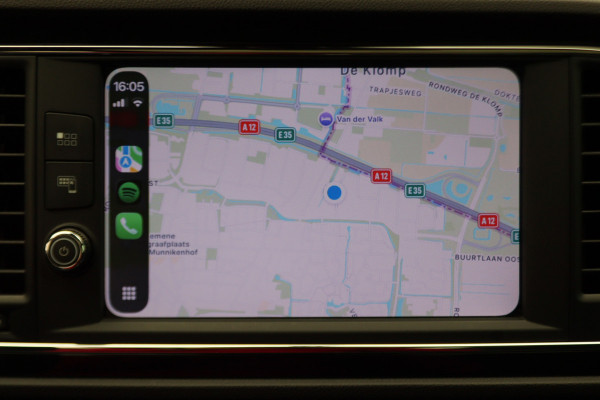 Seat Leon ST 1.5 TSI FR Ultimate Edition Panoramadak, Virtual Cockpit, Trekhaak, Keyless, Beats Audio, Camera, 18"