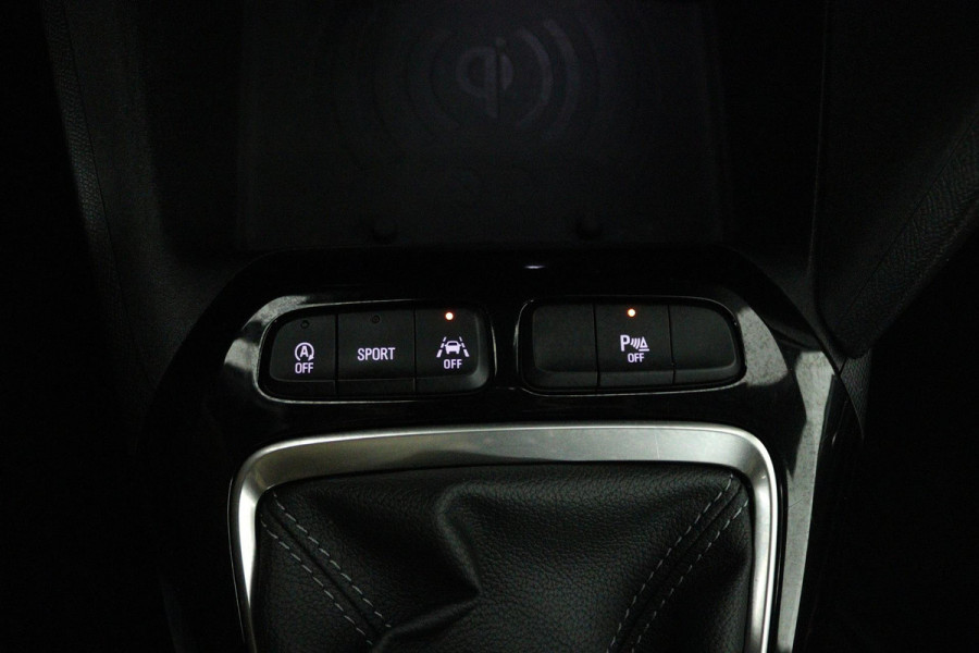 Opel Corsa 1.2 GS Line (ACHTERUITRIJCAMERA, CRUISE CONTROL, NAVIGATIE, PARKEERSENSOREN)