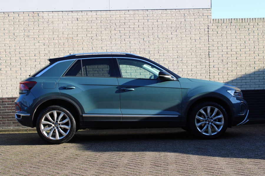 Volkswagen T-Roc 1.5 TSI Style | Adaptieve cruise | Camera | Elek. achterklep | Stoelverwarming