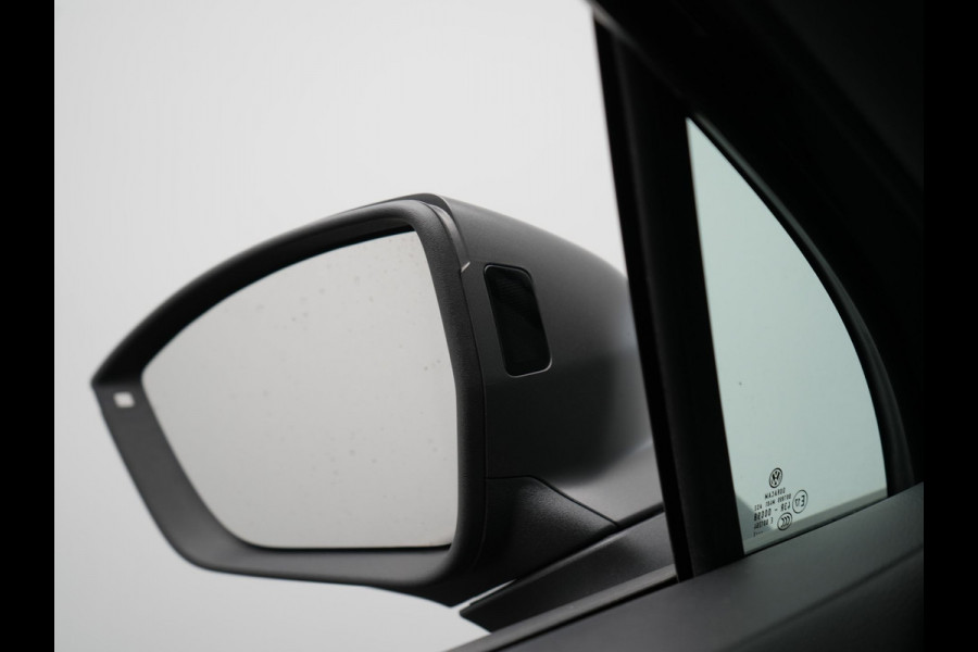 Seat Tarraco 1.4 TSI e-Hybrid FR Plug In Hybrid 245pk Dealer O.H. PHEV | Adaptive Cruise | Camera | Alcantara Sportstoelen Memory & Verwarmd | Apple Carplay | Keyless | Blis | Virtual | Navigatie | DAB | 20" L.M |